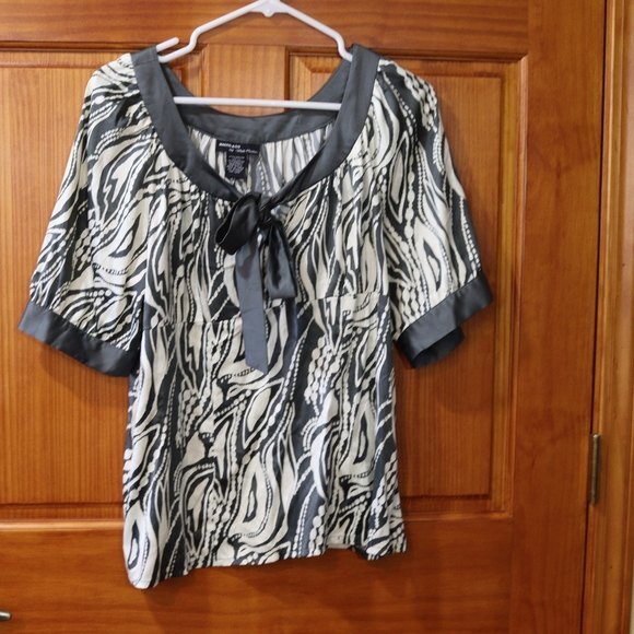 Bob Mackie Gray Cream Floral Top Pussycat Bow 12 Elegant Vintage Statement - Picture 10 of 10